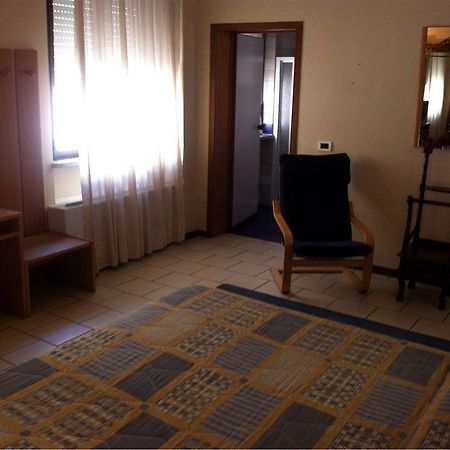 Hotel Cristallo Barga Fornaci di Barga Exteriör bild