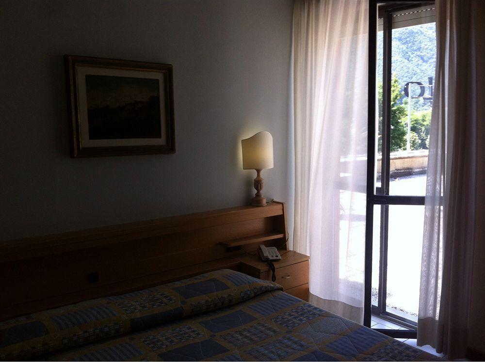Hotel Cristallo Barga Fornaci di Barga Exteriör bild