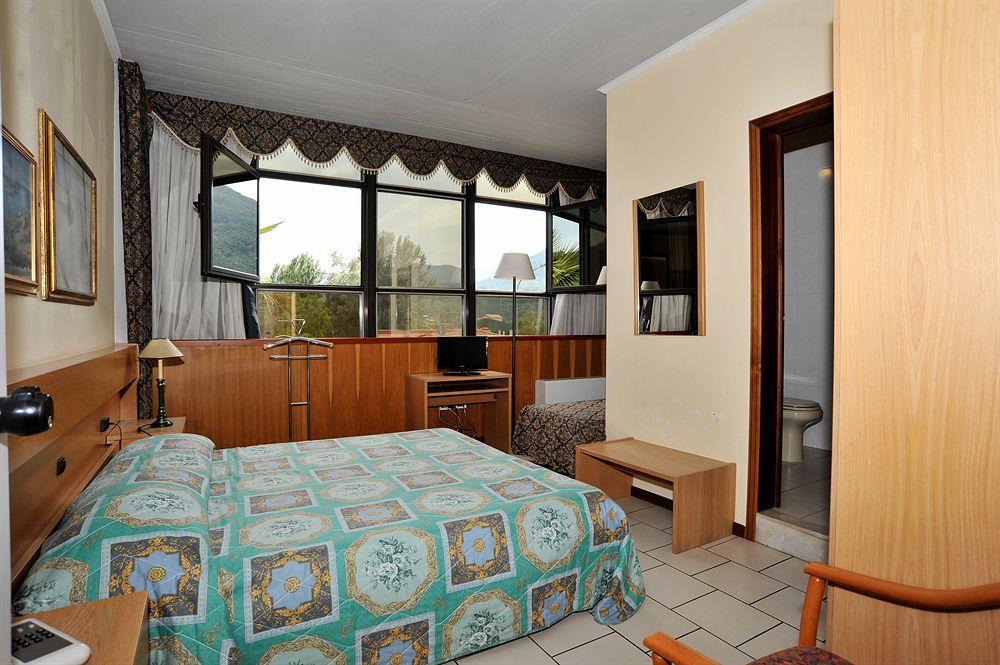 Hotel Cristallo Barga Fornaci di Barga Exteriör bild